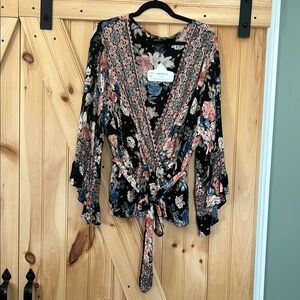 Floral Top - Black and Pink